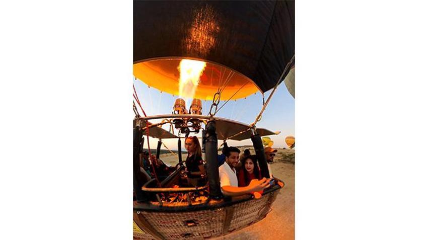 Denizli'de muhasebe elemanı olan kadın kararlılığıyla pilot oldu! 'Sen kadınsın, bu erkek işi yapamazsın'