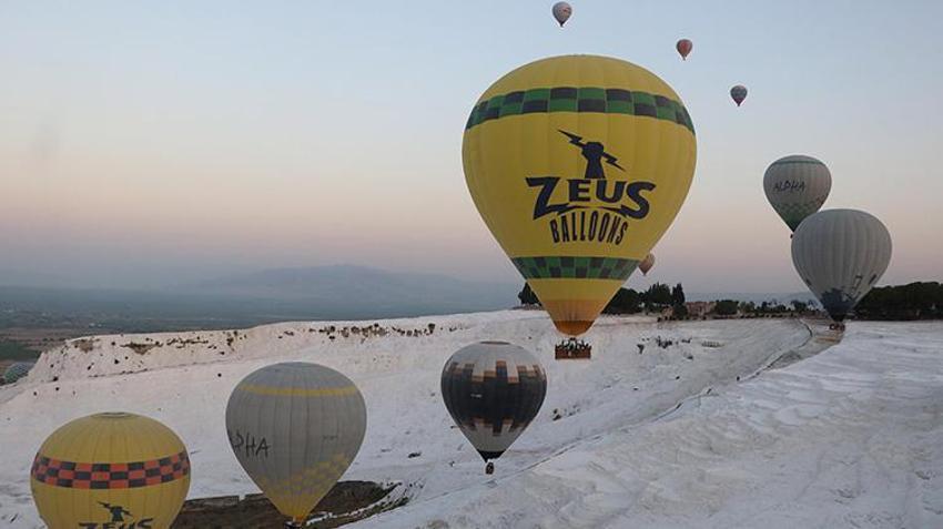 Denizli'de muhasebe elemanı olan kadın kararlılığıyla pilot oldu! 'Sen kadınsın, bu erkek işi yapamazsın'