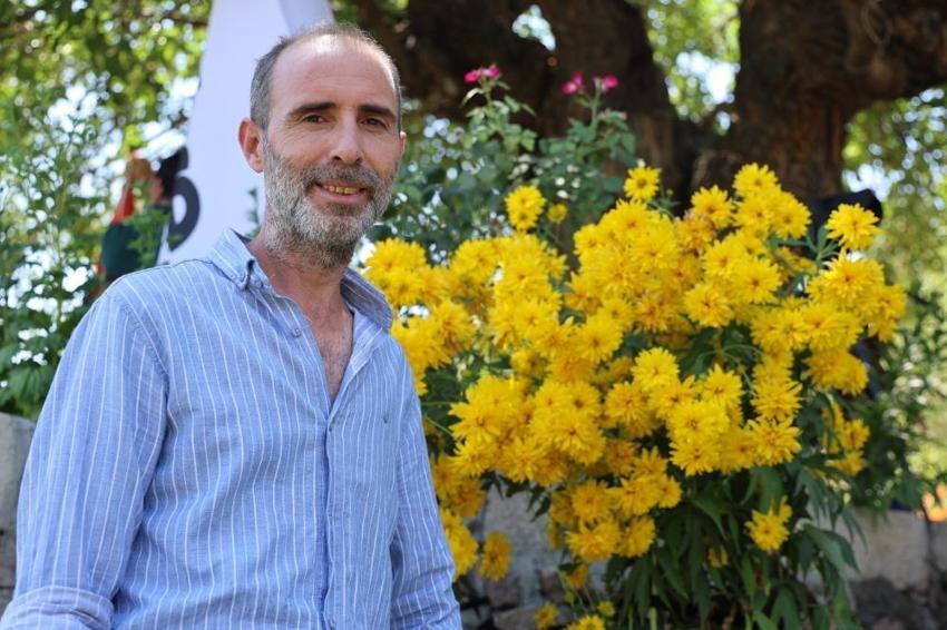 Asırlık çınar değil, asırlık dut! Elazığ'da 500 yıllık ağaç yıllara meydan okuyor