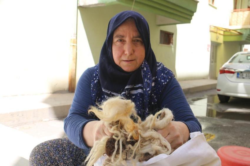 Sivas'ta soğuk kışın vazgeçilmezi için hummalı mesai başladı! Tek tek temizliyorlar