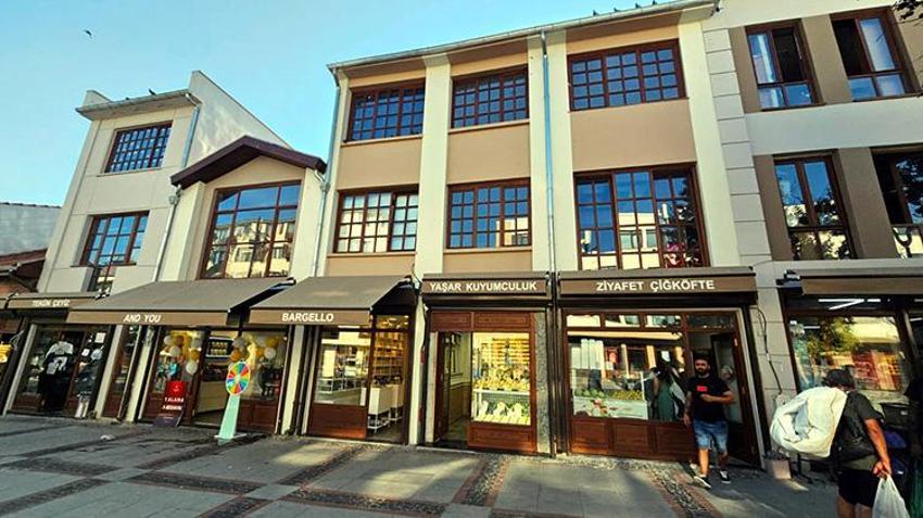 Edirne'nin kalbi yenileniyor! Tarihi Saraçlar Caddesi'nde dev restorasyon başladı