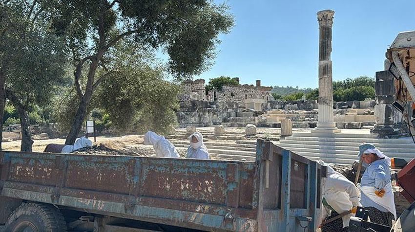 Muğla'da kadınlar hem ev ekonomisine destek oluyor hem de tarihi gün yüzüne çıkarıyor!