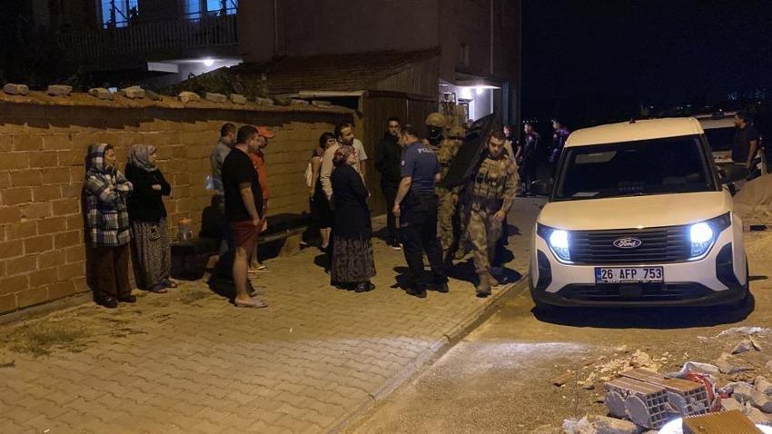 Eskişehir’de hareketli gece: Aile kavgası sonrası eve Özel Harekat girdi