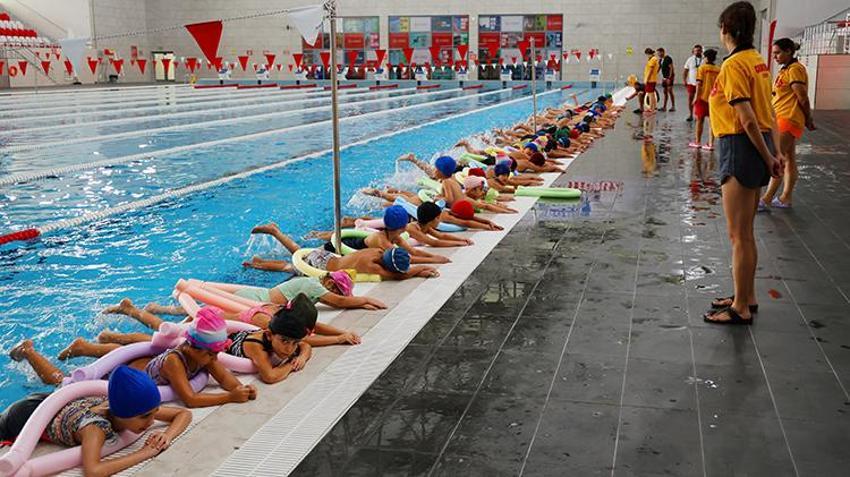 Adana'da gençlere tamamen ücretsiz hizmet! Katılım yoğun