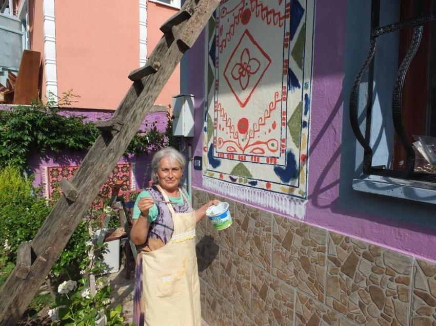 Gençken kurduğu hayali 73 yaşında gerçekleştirdi! Kültürel mirasa sahip çıkıyor