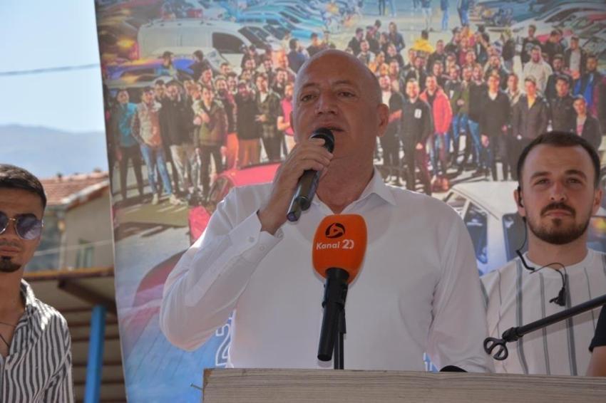 Denizli modifiyeli araçlarla renklendi: Otomobil tutkunları Babadağ'da buluştu