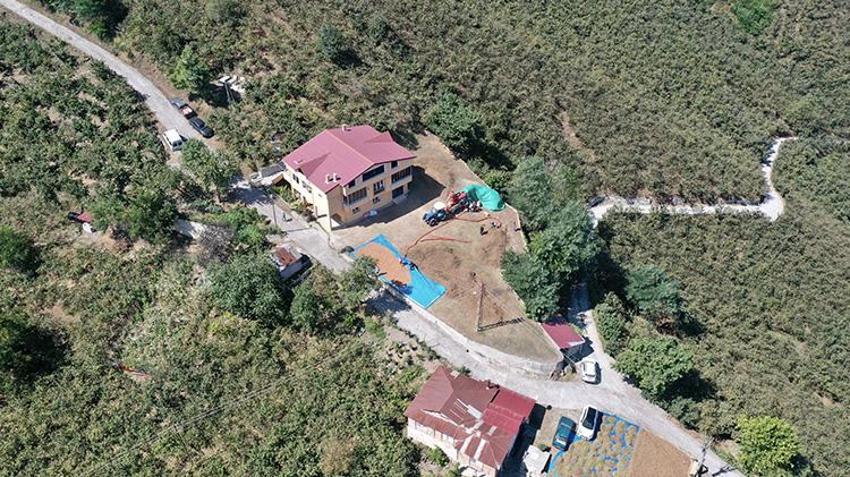 Ordulu patozcu babanın 10 işçiye bedel kızı her işe koşuyor! Sezon açıldı günde 10 harmana gidiyor