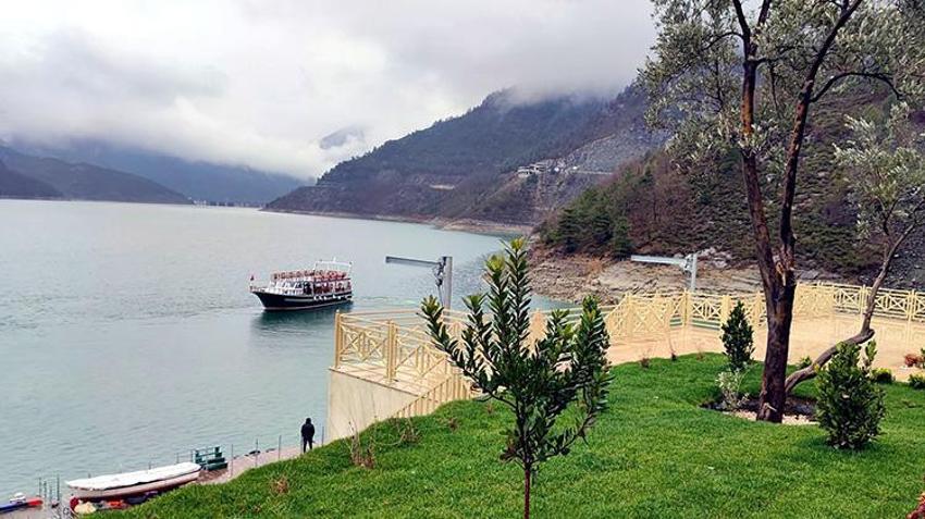 'Çoruh'un Gerdanlıkları' turizme açıldı, ziyaretçi akınına uğruyor