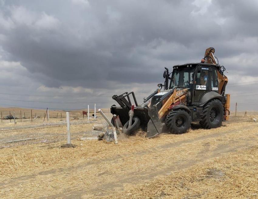 Tekirdağ'da araziler konteynerlerle çevrildi! Tel örgülere tepki gecikmedi