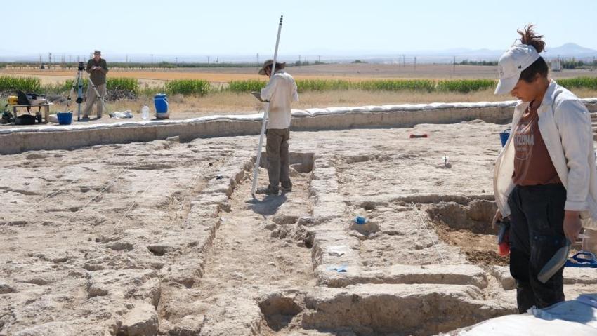 Çatalhöyük'ten 800 yıl daha eski! Karaman'da 10 bin yıllık sokak bulundu