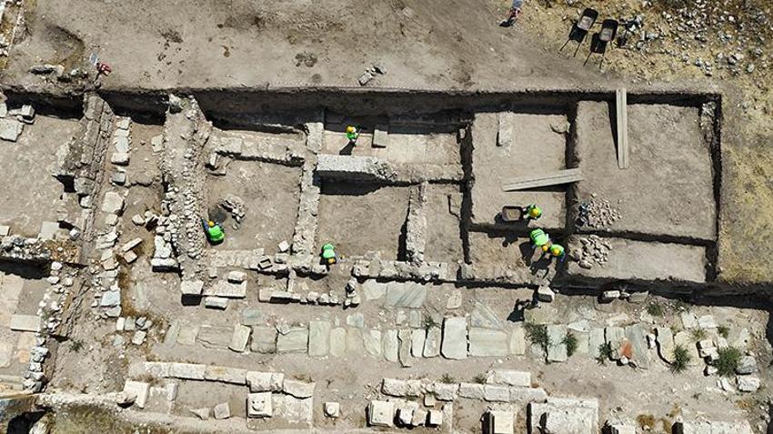 'Garnizon Kenti'nde büyük keşif: Uşak'ta bulundu, antik dünyanın sırlarını aralıyor: İngiliz Stonehenge'ine benziyor!