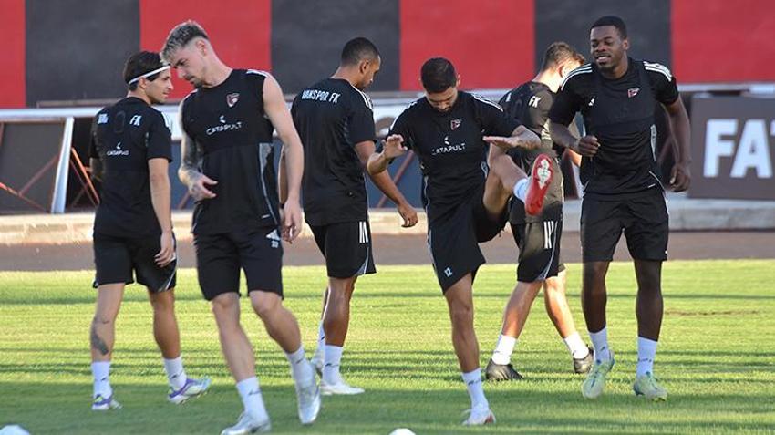 Vanspor'da Hakan Kutlu '3 transferimiz daha olacak' deyip müjdeyi verdi