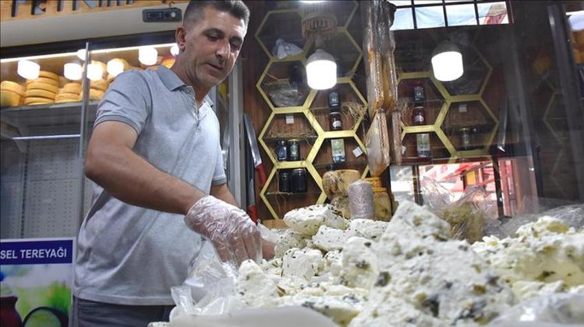 Van'ın vazgeçilmezi, yapımı 6 ay sürüyor! Kilosu 500 liraya çıktı, artık mecburuz