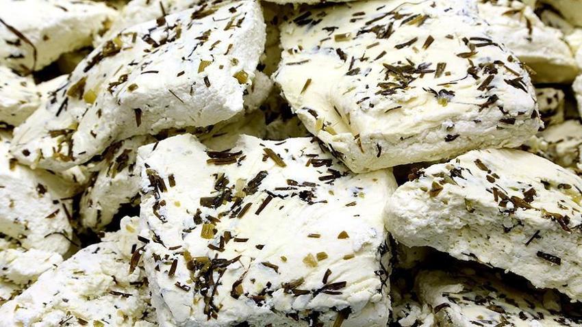 Van'ın vazgeçilmezi, yapımı 6 ay sürüyor! Kilosu 500 liraya çıktı, artık mecburuz