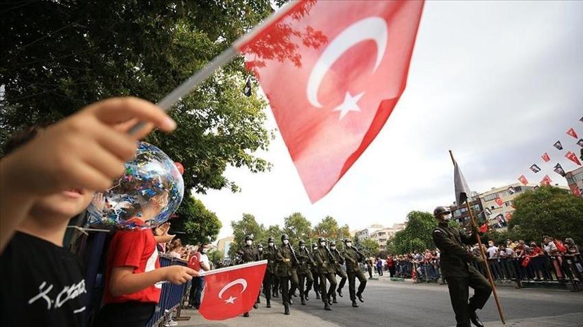 30 Ağustos'ta dünyaya ilan edildi! Büyük destan 81 ilde kutlanacak