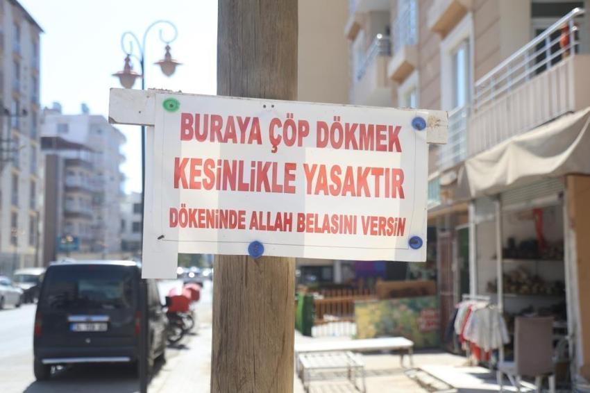 Hatay'da esnaf çöp sorununu tabelayla çözdü!