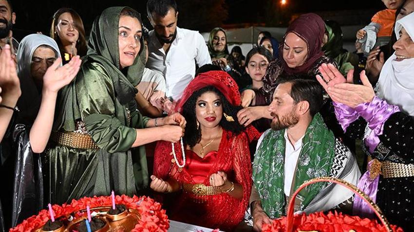 Panama'dan geldi, Vanlı Harun ile evlendi: Görünce kocam olacağına inandım
