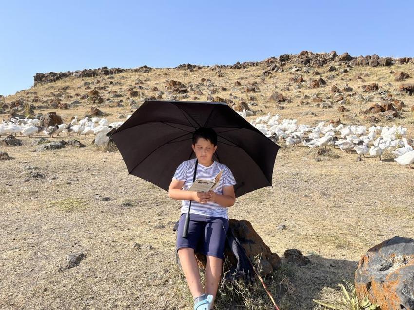 İstanbul'u terk edip Kars'taki köyüne yerleşti! Ticarete 500 tane ile başladı sayısı bin 400'e çıktı