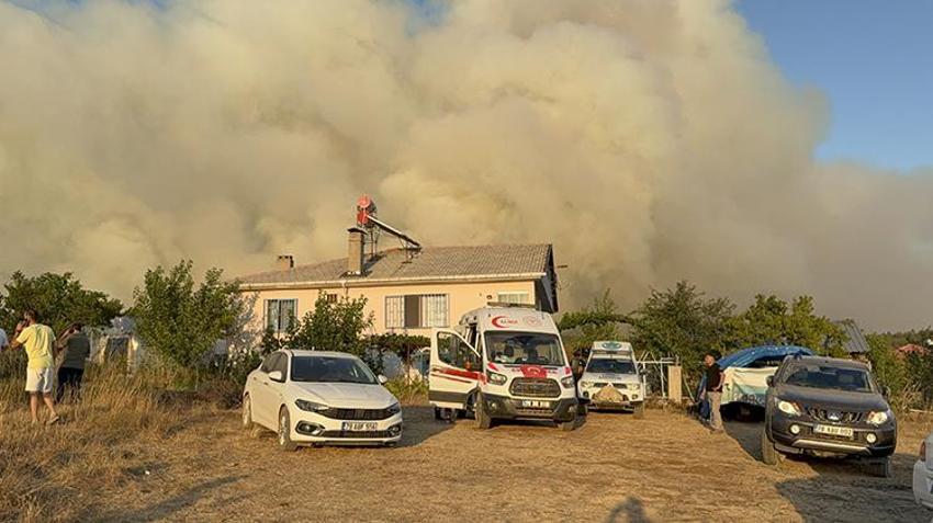 Karabük'te orman yangını devam ediyor! Vali Yavuz: Orman yangınını büyük oranda çevreledik