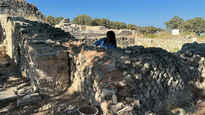 Çanakkale'de iki bin yıllık gizemli yapı: 25 kişilik ekiple gün yüzüne çıkarıldı, yeniden ayağa kaldırılacak