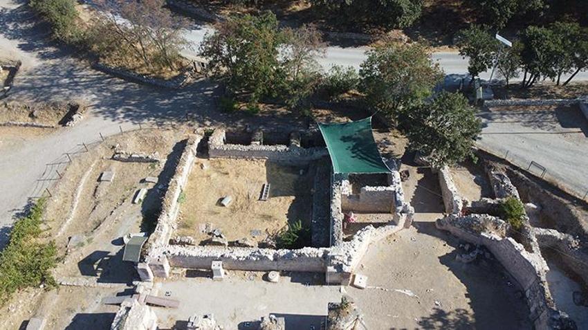 Çanakkale'de iki bin yıllık gizemli yapı: 25 kişilik ekiple gün yüzüne çıkarıldı, yeniden ayağa kaldırılacak