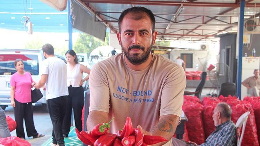 Adana'da salça sezonu açıldı: Kilosu 18 lira, artık elle değil, makinelerle yapıyorlar