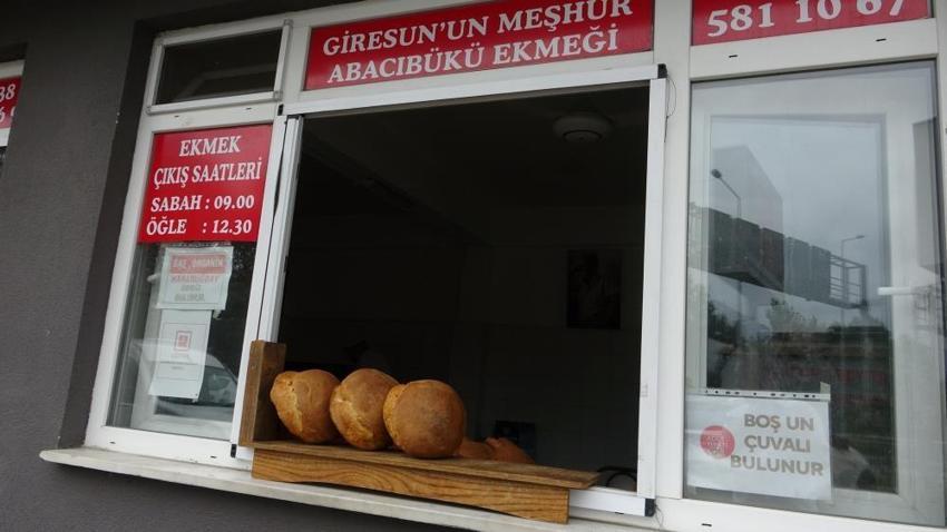 Giresun'un gizli lezzetinin sırrı taş fırında! 'Ne fındık kabuğu ne de mayası'