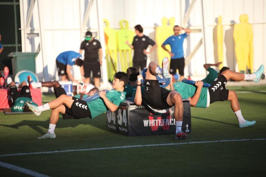 Konyaspor'da Deniz Ertaş, Uğurcan Çakır yerine geliyor! 7 milyon euroluk transfer