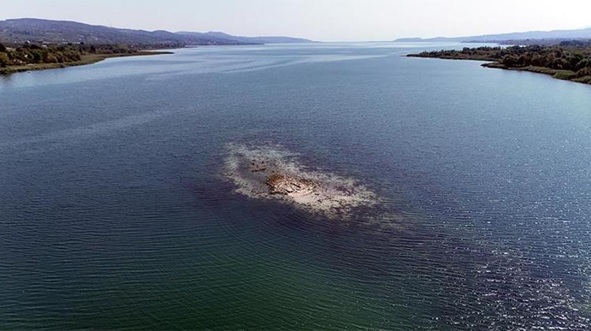 Sapanca Gölü'nde görülmeyen tehlike: Şehrin 20 günlük suyuna eşit miktarı kullanıyorlar