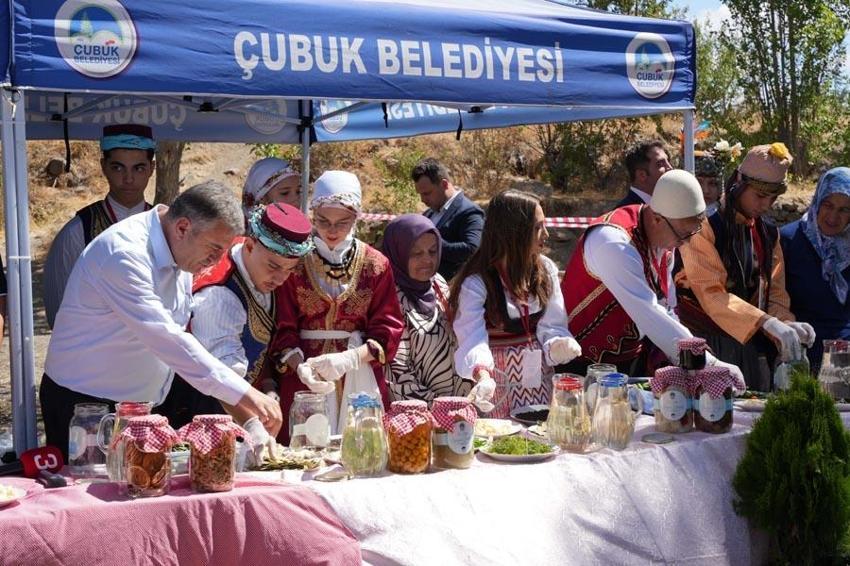 Ankara’da Uluslararası Çubuk Turşu ve Kültür Festivali başladı: Yarışmada Rusya 1’inci oldu