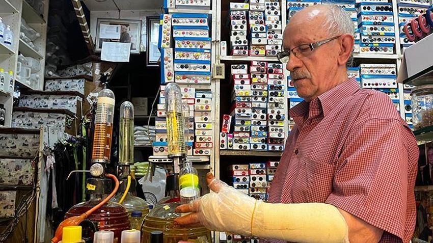 Edirne'de milyonluk sektöre tek başına meydan okuyor! 50 yıldır unutulan bir mesleği yaşatıyor: 'Adeta bir zaman tüneli gibi'