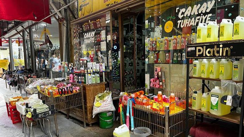 Edirne'de milyonluk sektöre tek başına meydan okuyor! 50 yıldır unutulan bir mesleği yaşatıyor: 'Adeta bir zaman tüneli gibi'