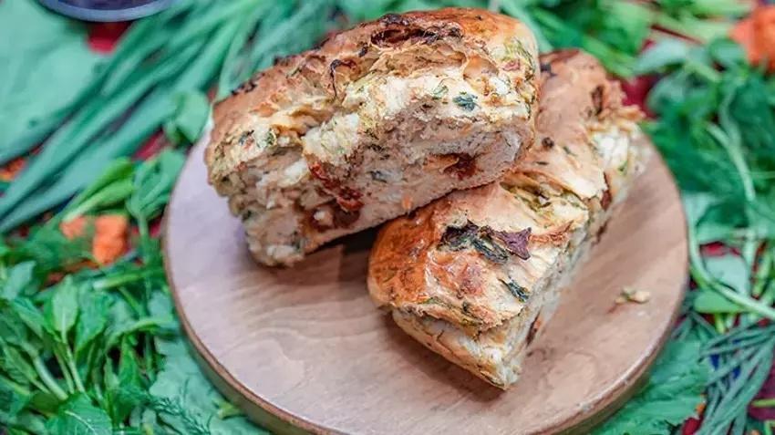 Diyarbakır'da herkes oraya koştu! Şifalı deyince sepet sepet topladılar!