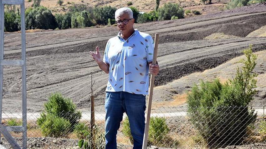 Sivaslı manken Engin Koç köyünde ev yaptı! Artık tatilini köyünde geçirecek