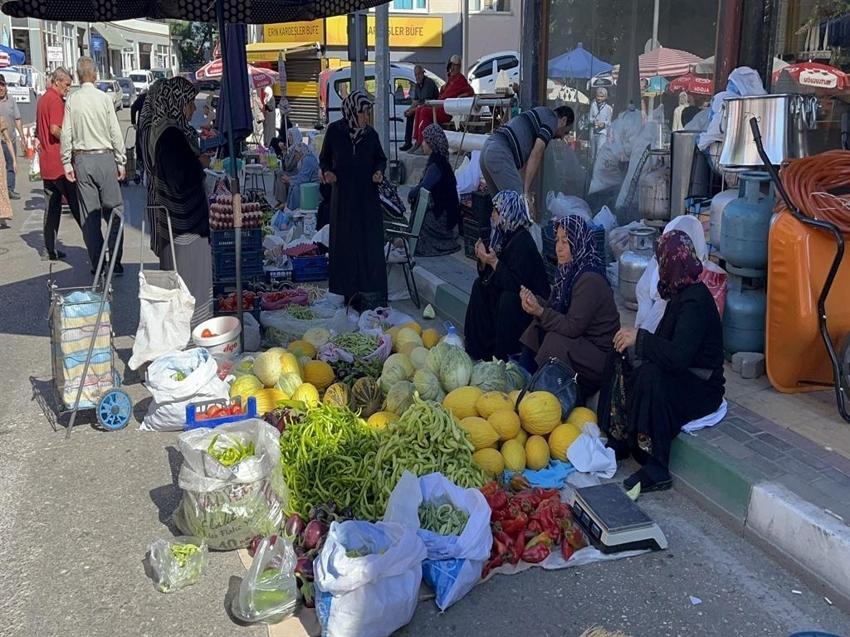 600 yıldır aynı yerde kuruluyor: Zeki Müren'in şarkısına konu oldu! Dualarla açılıyor