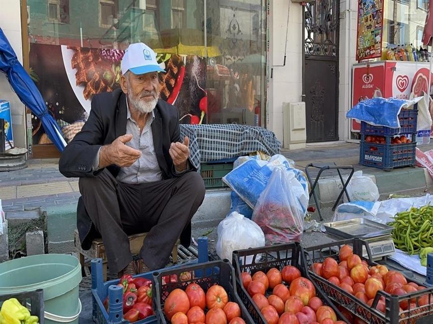 600 yıldır aynı yerde kuruluyor: Zeki Müren'in şarkısına konu oldu! Dualarla açılıyor