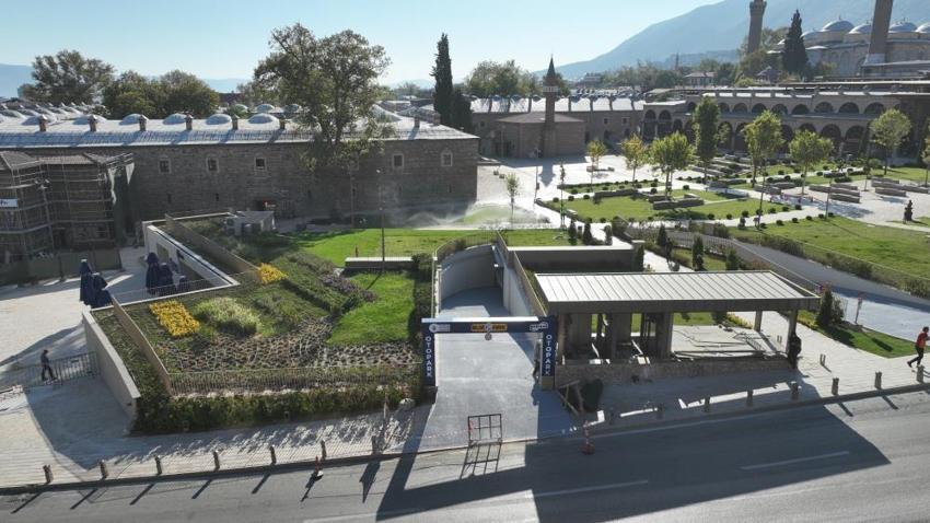 Bursa'nın kalbi yeniden atıyor: Tarihi çarşı'ya 280 araçlık nefes aldıran çözüm! turizmi canlandıracak