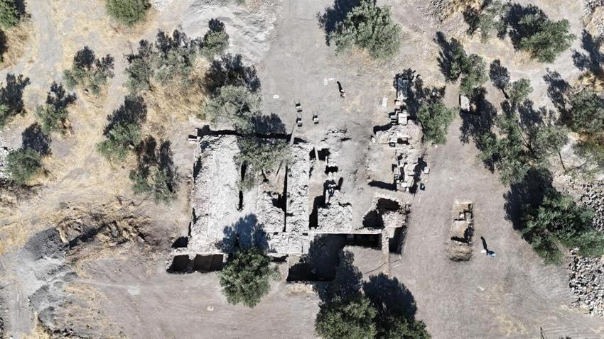 1700 yıllık tapınaktan gün yüzüne çıktı! Çanakkale'de sistem böyle kurulmuş: Keşif heyecan yarattı