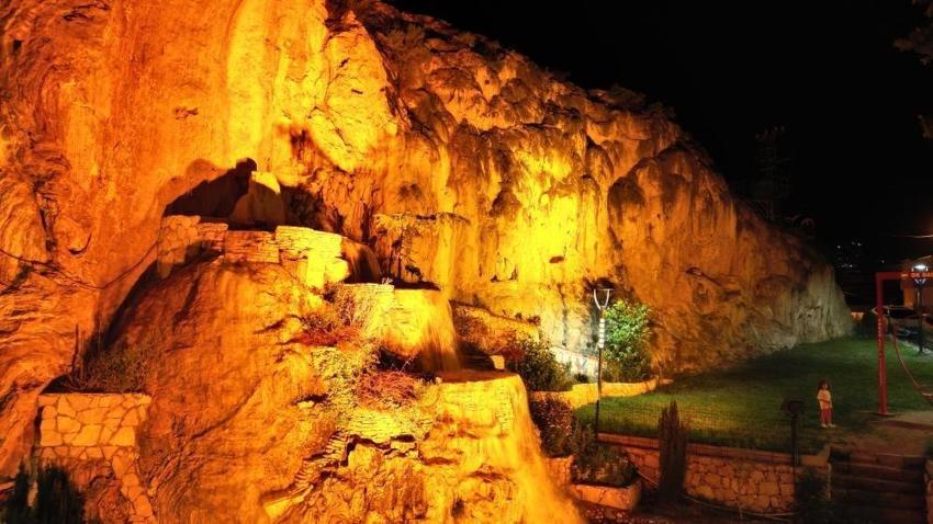 Tokat'ta 86 yıl önce depremle ortaya çıktı! Şimdi şekil değiştirdi: Dikkat çekiyor