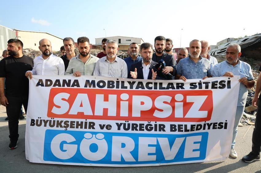 Adana Mobilyacılar Sitesi sular altında: esnaf, belediyelere tepki gösterdi! 'Çöp yığınlarında bir numara olduk'