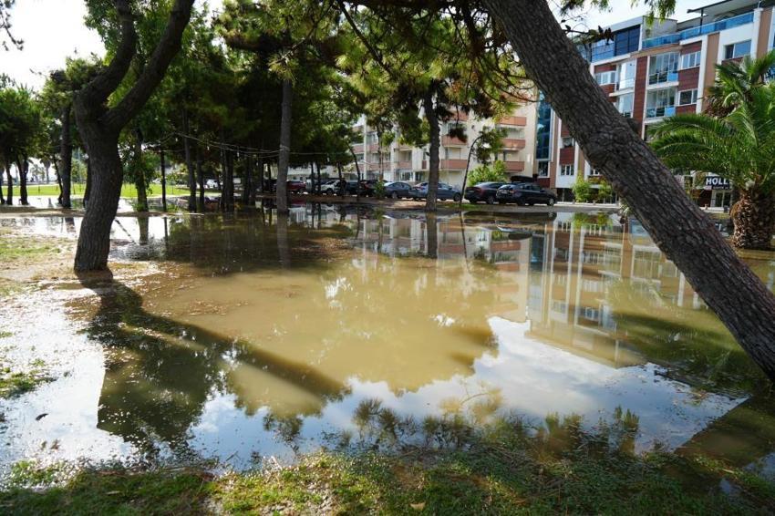 Samsun'da 1 saatte hayat felç oldu! Metrekareye 125 kilo yağış düştü