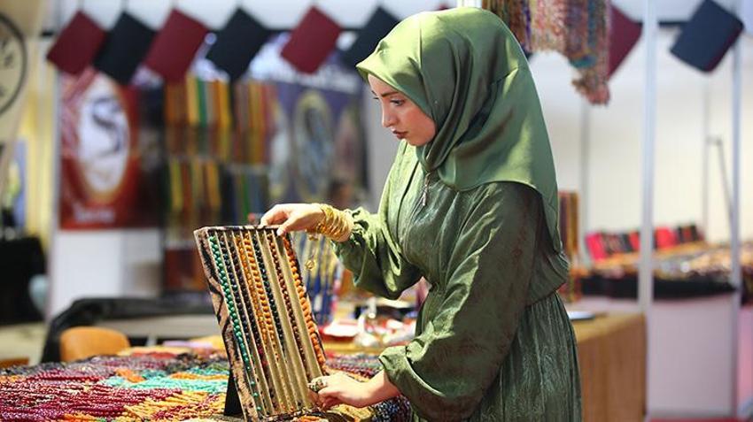 Adana'da 4. Tesbih ve Doğal Taşlar Fuarı başladı! Dev fuar 250 standla kapılarını açtı