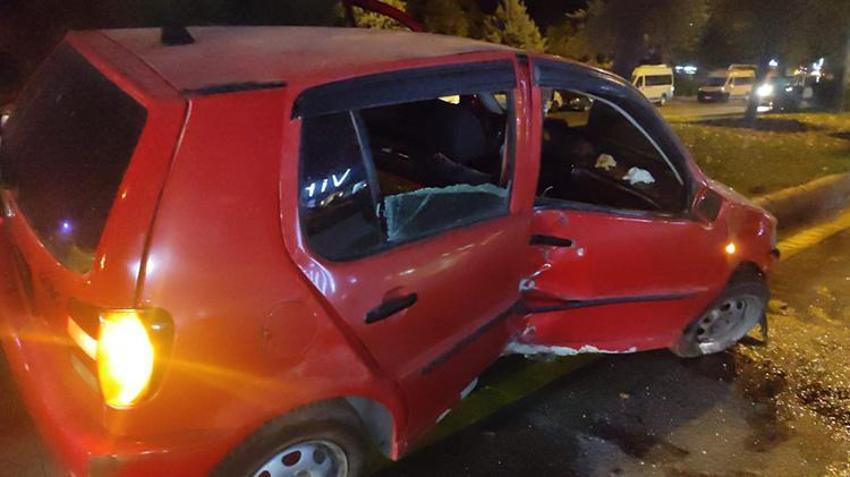Eskişehir'de alkollü sürücü caddeyi savaş alanına dönüştürdü! Üç kadına çarptı ölü ve yaralılar var