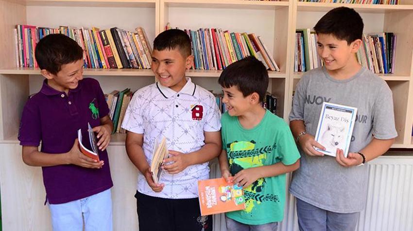 Eskişehir'de örnek proje! Bu mahallede kitap okuyan çocuklar ücretsiz tıraş oluyor