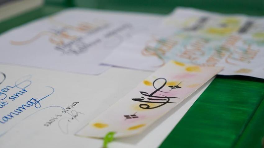 Manisa'da hem terapi hem sanat: Gelecek nesillere aktarıyor