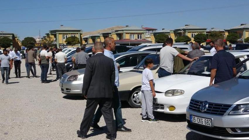 Van’da araç alacaklar buraya akın ediyor! Pazar canlandı, fiyatlar durgun seyrediyor