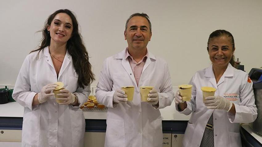 Plastiklere veda ettirecek proje İzmir'de hayata geçti: Bilim insanları portakal kabuğundan yaptı! 'Raf ömrünü de uzatıyor'