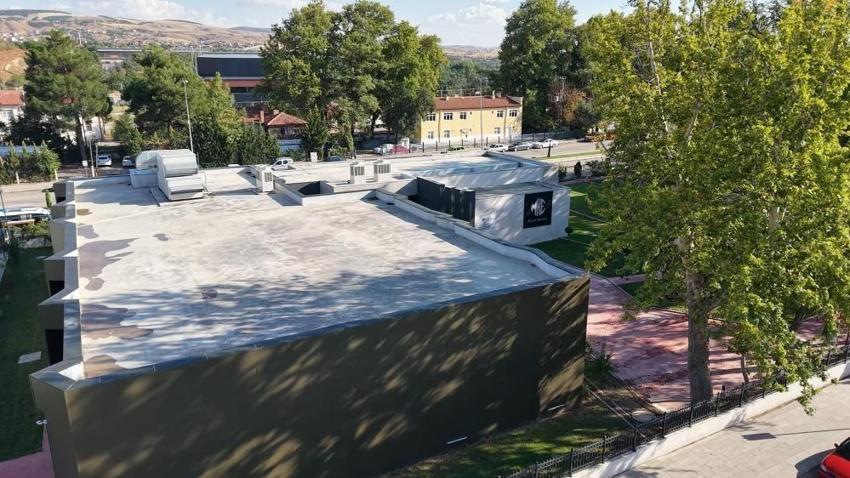 Yapımı 3 yıl önce bitti hala açılmadı! En çok gençler isyan ediyor