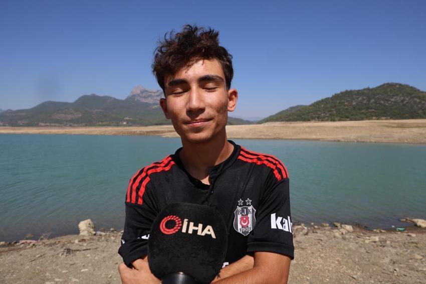 Adana'da 'Çölleşme' alarmı: Barajın yüzde 90'ı yok oldu! Suların çekildiği yere voleybol filesi çektiler!