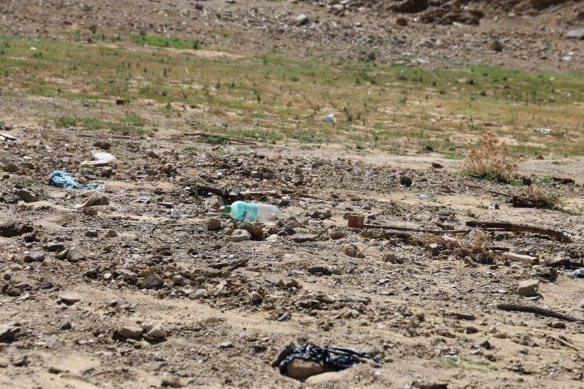 Adana'da 'Çölleşme' alarmı: Barajın yüzde 90'ı yok oldu! Suların çekildiği yere voleybol filesi çektiler!